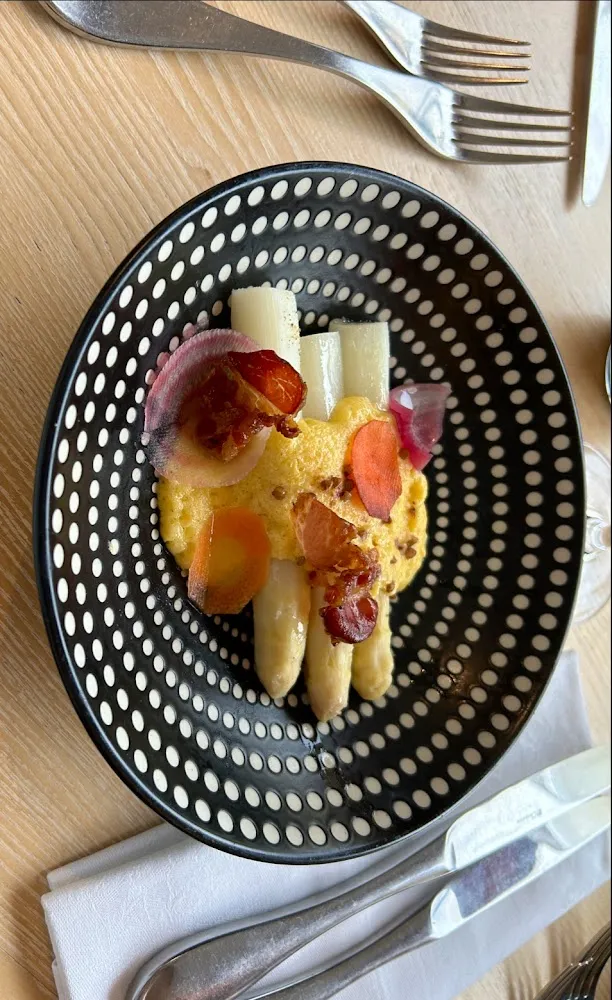 Asperges Blanches Sauce Hollandaise